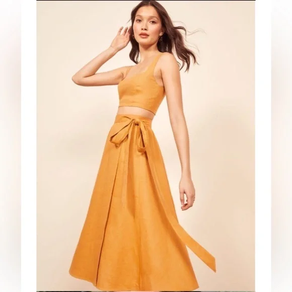 Reformation Molto linen midi wrap skirt size medium - Picture 2 of 6